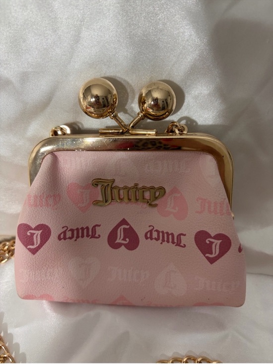 Juicy Couture Handbags - Juicy Couture Pink Heart Logo Kiss-Lock Crossbody